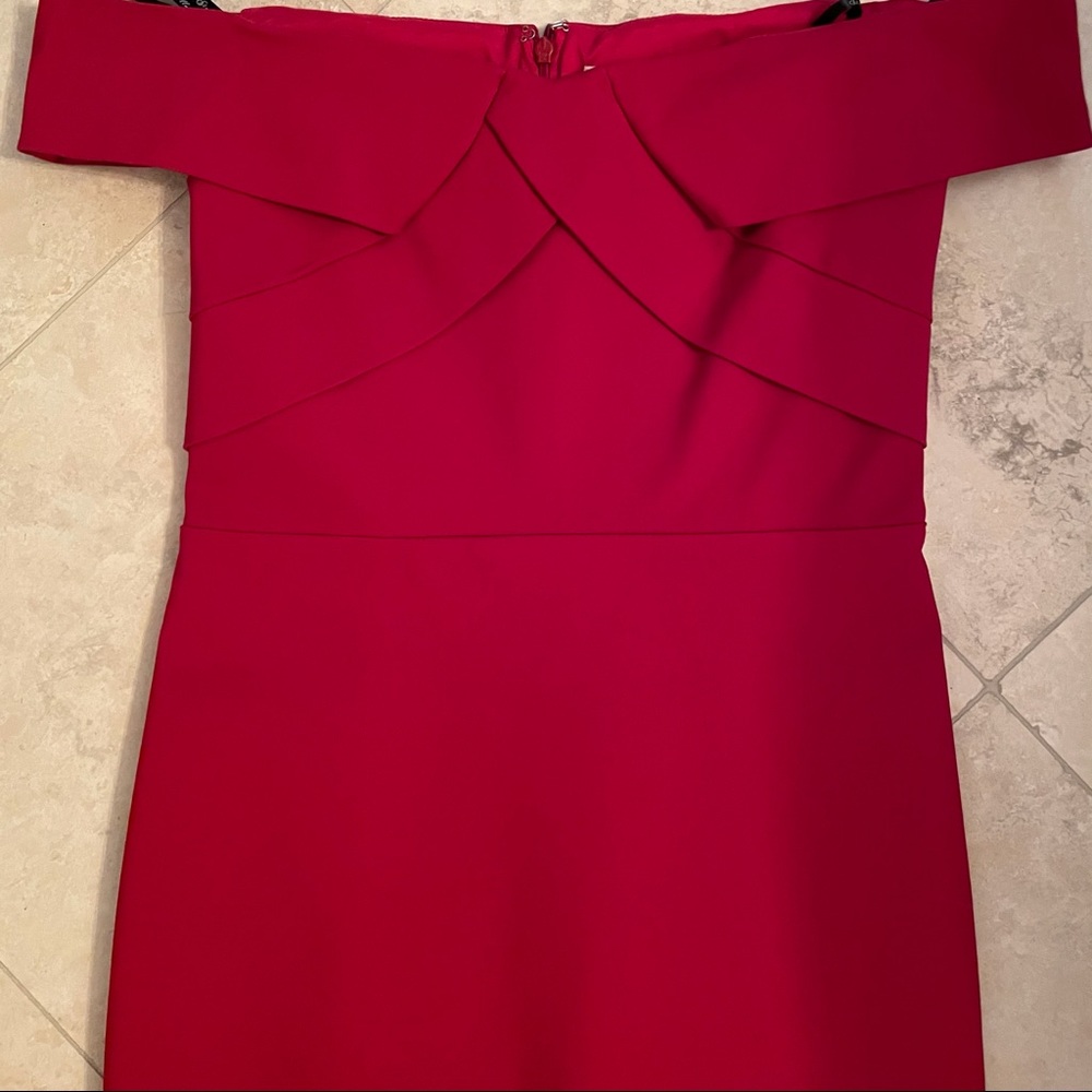 NWT! Stunning Stella Off the Shoulder Dress